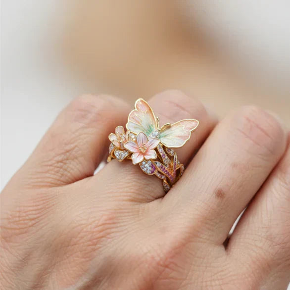 Glitrende Sommerfugl Ring med Zirkonia