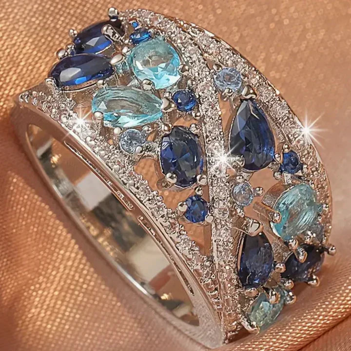 Vintage Ring med Blå Zirkon