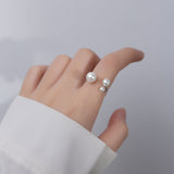 Elegant Ring med Trio af Perler