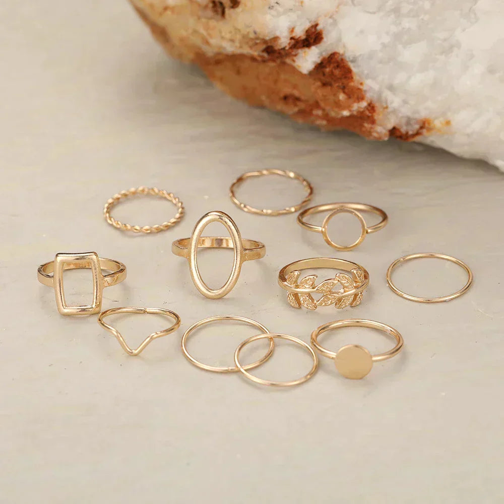 Sæt med 11 vintage ringe i sølv