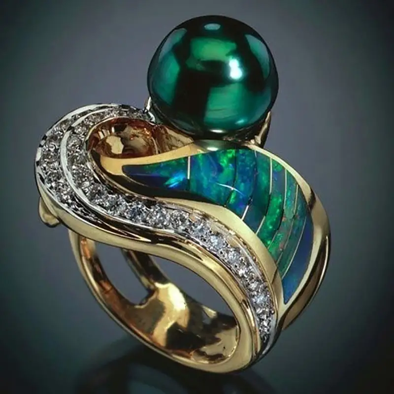 Vintage ring med grøn zirkonia