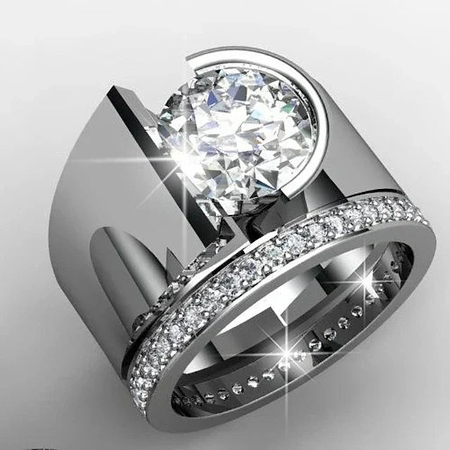 Sølv vintage ring med glitrende zirkon