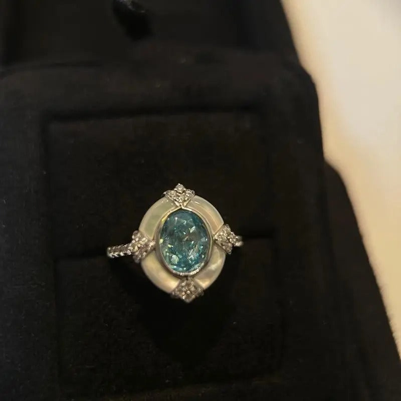 Vintage justerbar ring i hvidguld og akvamarin