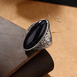 Vintage oval ring i sølv med sten