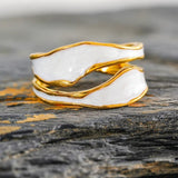 Åben Ring med Spiral Mønster i Hvidguld