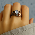 Ring med Naturlig Måne Sten